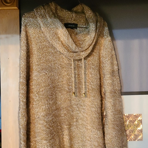 JONES NEWYORK Turtle Neck Sweater... - Picture 5 of 7